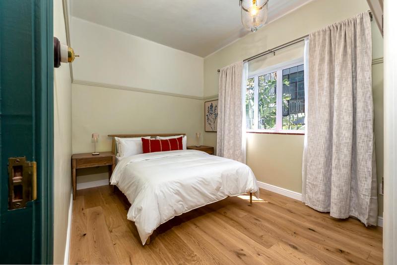 To Let 2 Bedroom Property for Rent in Sea Point Western Cape